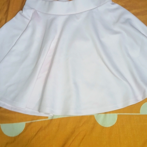 Pink Athletic Skirt By Spirit For Woman Lightweight - Picture 4 of 4